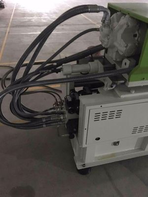 Machine de moulage par injection verticale C avec double plaque de glissement avec la meilleure machine prix
